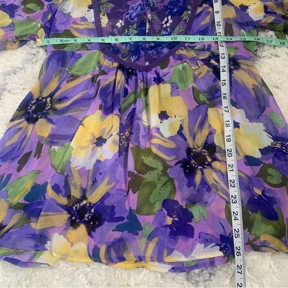 Fig and Flower Floral Keyhole Neckline Chiffon Blouse NWT - Picture 13 of 14